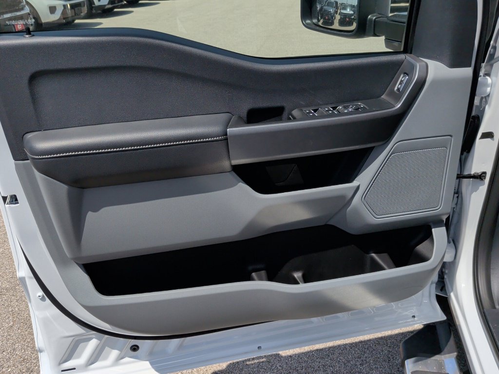 New 2026 Ford F350 XLT AWD/4WD image 10