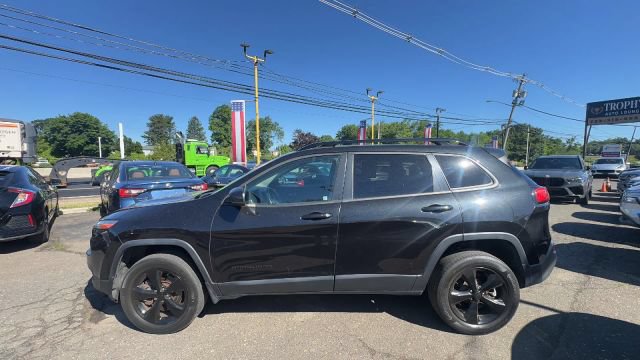 Used 2015 Jeep Cherokee Latitude w/ Comfort/Convenience Group AWD/4WD image 8