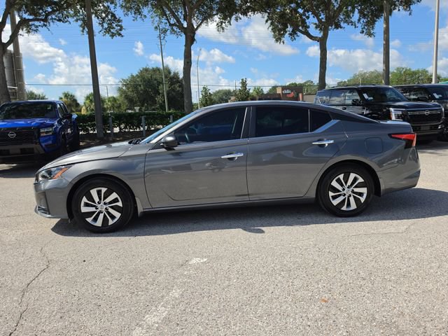 Certified 2025 Nissan Altima 2.5 S FWD image 5