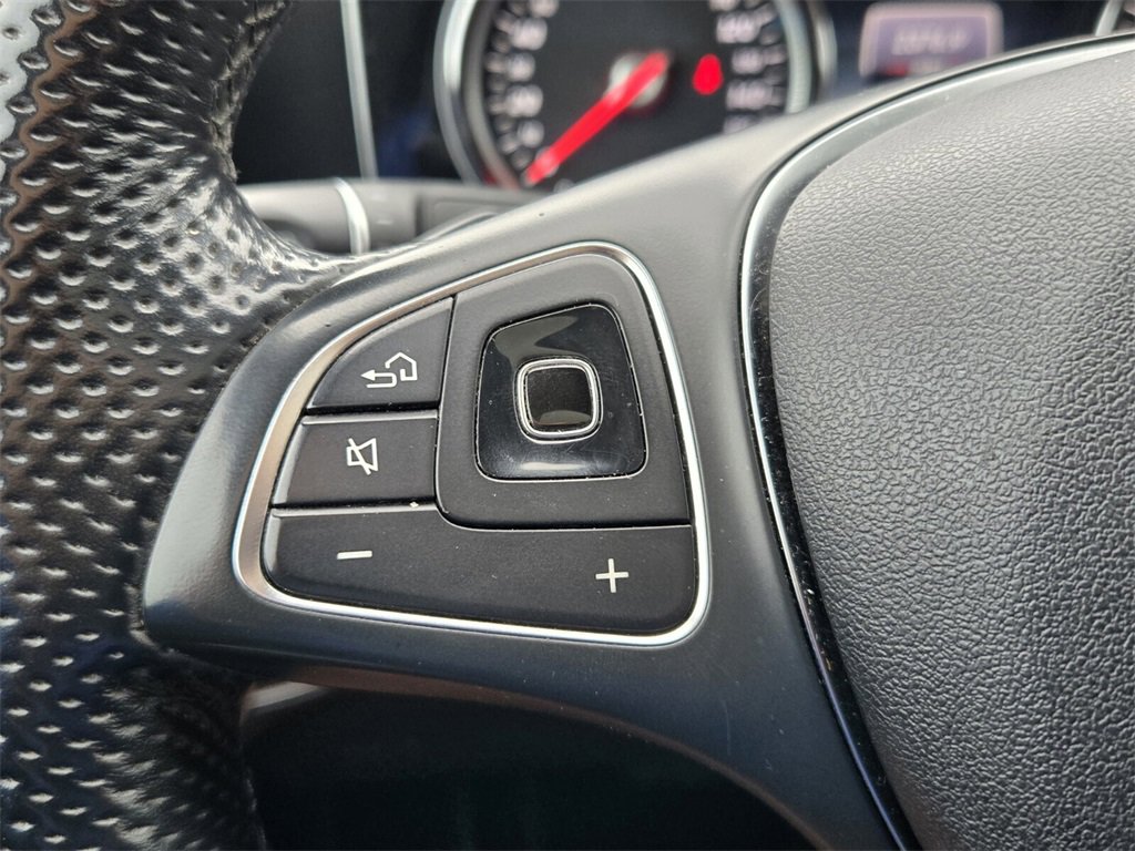 Used 2018 Mercedes-Benz E 300 image 26