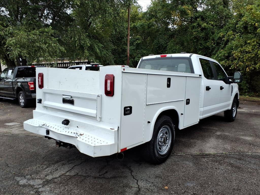 Used 2021 Ford F250 XL w/ Power Equipment Group image 3