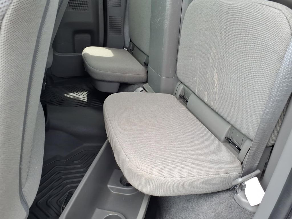 Used 2019 Nissan Frontier S RWD image 13