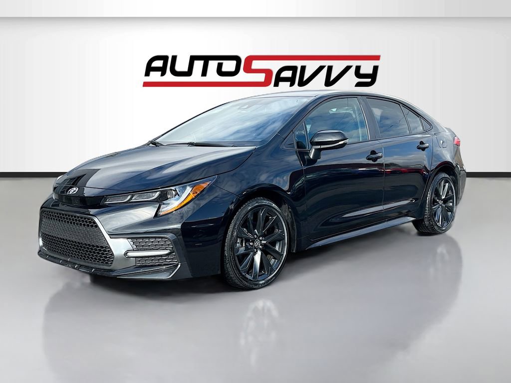Used 2022 Toyota Corolla SE image 3