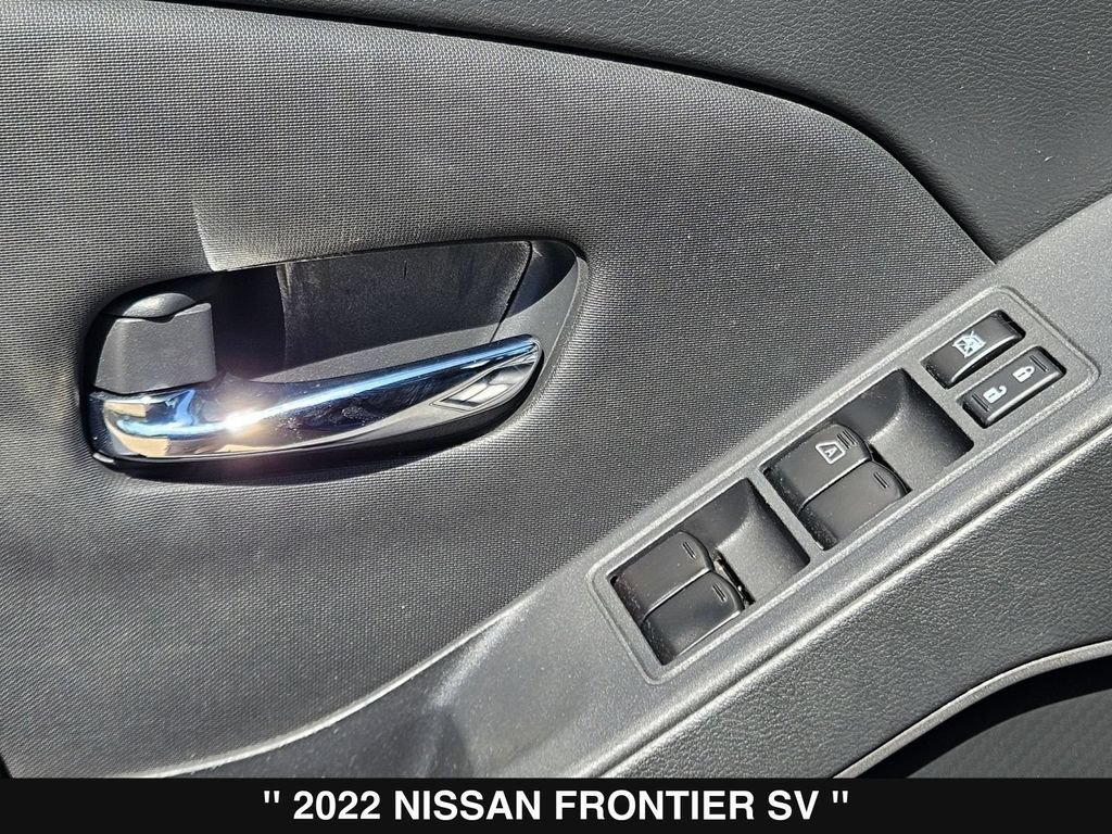 Used 2022 Nissan Frontier SV w/ Technology Package RWD image 15
