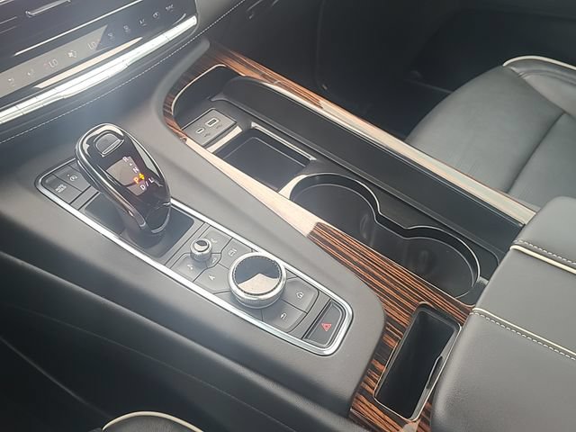 Used 2024 Cadillac Escalade Premium Luxury w/ LPO, Floor Liner Package AWD/4WD image 23