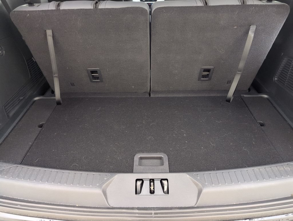 Used 2025 Ford Explorer Active RWD image 24