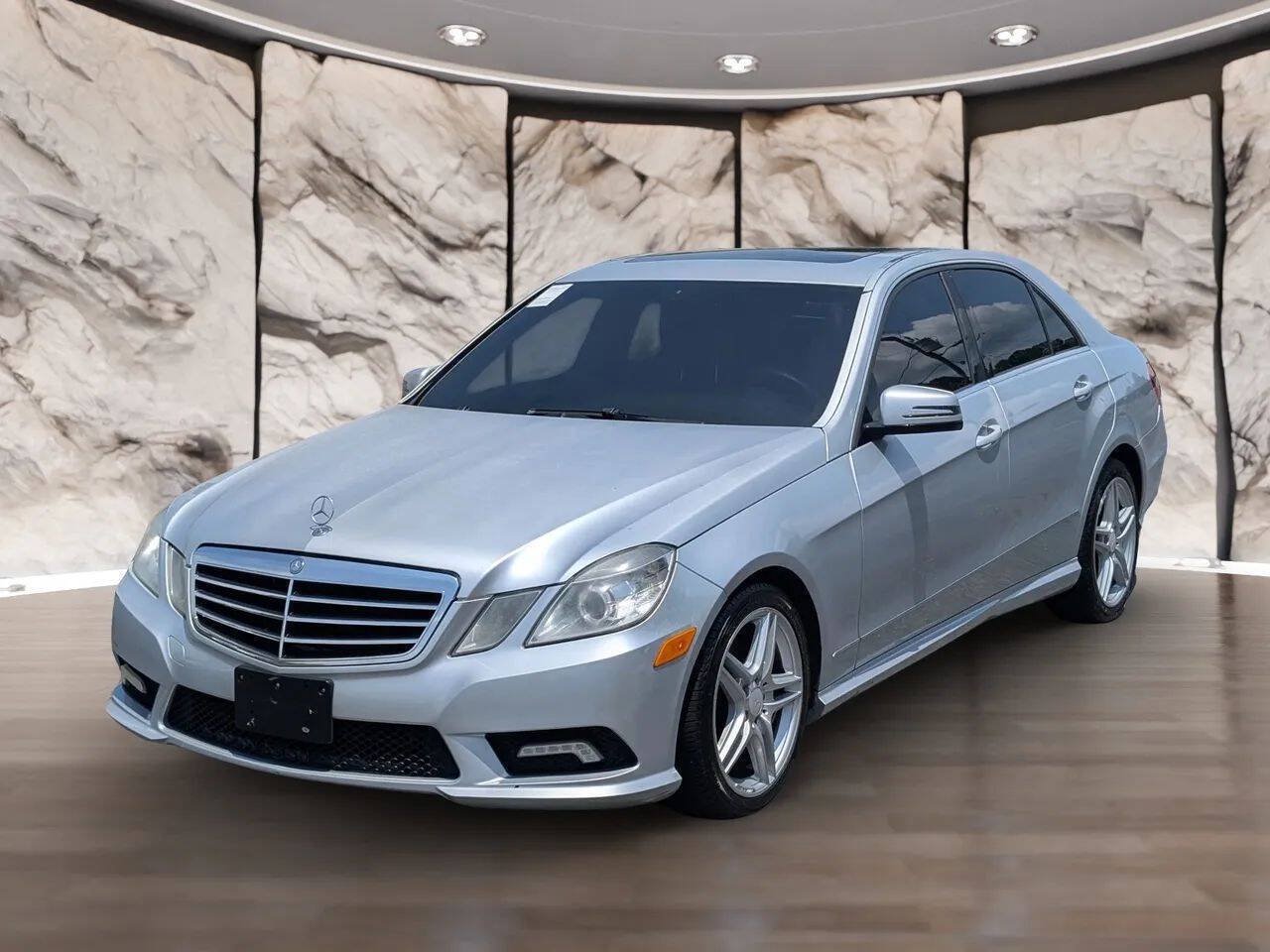 Used 2011 Mercedes-Benz E 350 4MATIC Sedan image 1