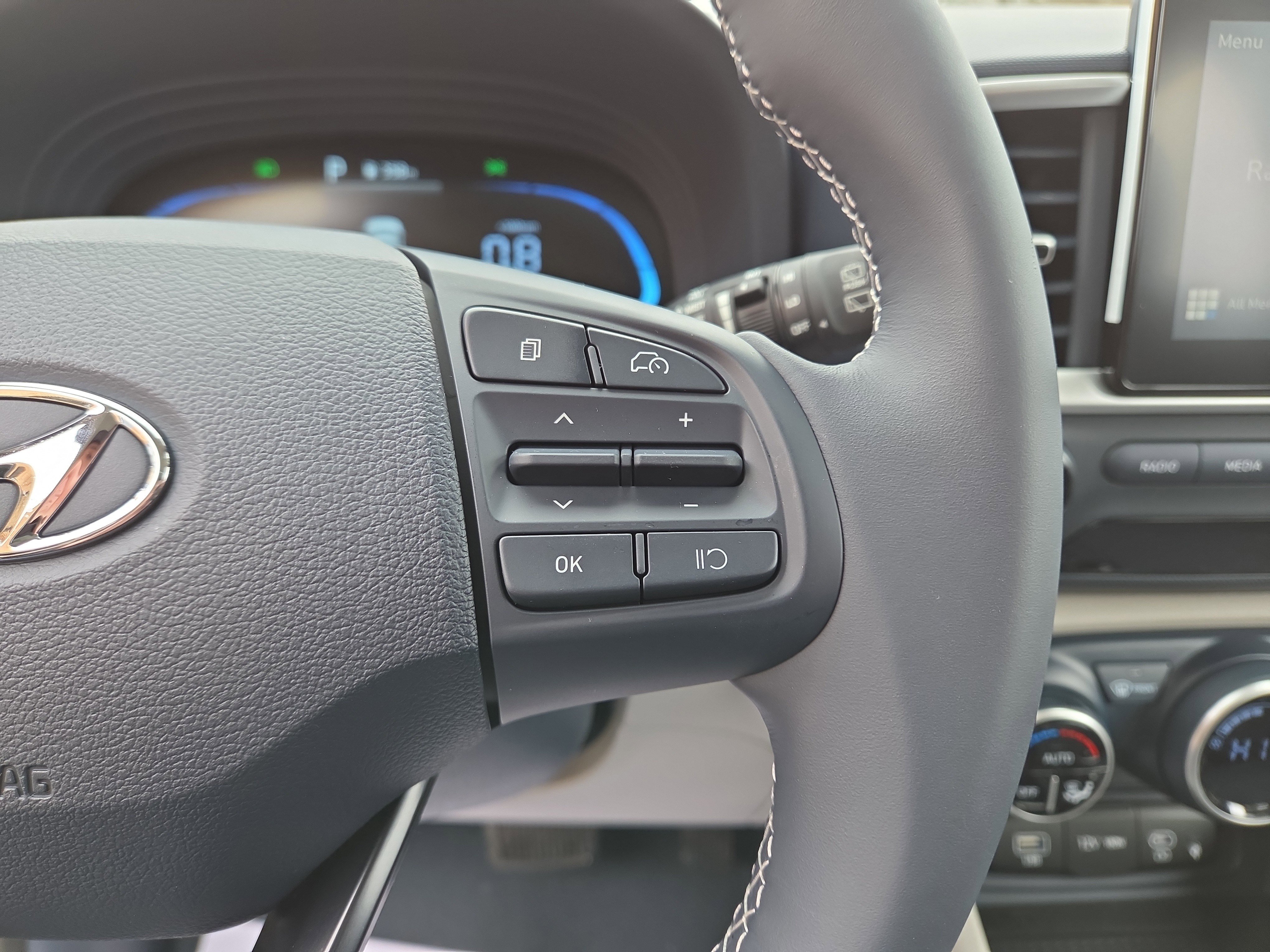 New 2026 Hyundai Venue SEL image 19