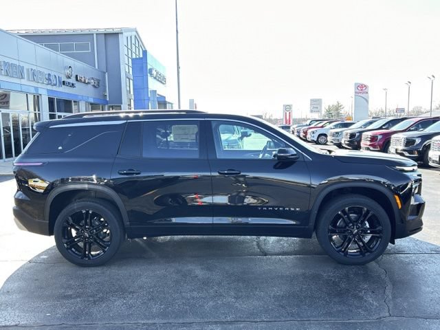 New 2026 Chevrolet Traverse LT w/ LPO, Floor Liner Package FWD image 14