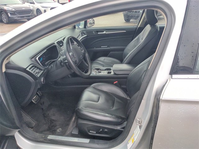 Used 2017 Ford Fusion Titanium image 45