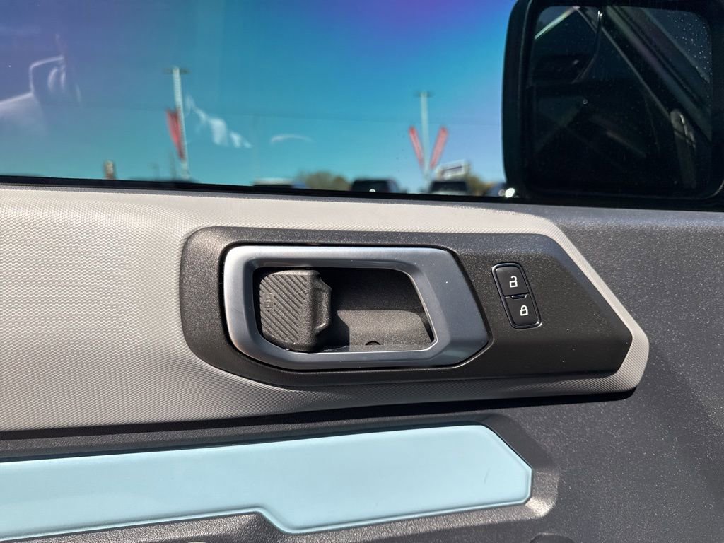 Used 2023 Ford Bronco 2-Door image 12