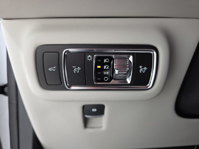 New 2026 Lincoln Nautilus Premier AWD/4WD image 22