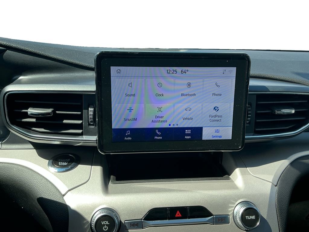 Used 2024 Ford Explorer XLT w/ Equipment Group 202A image 23