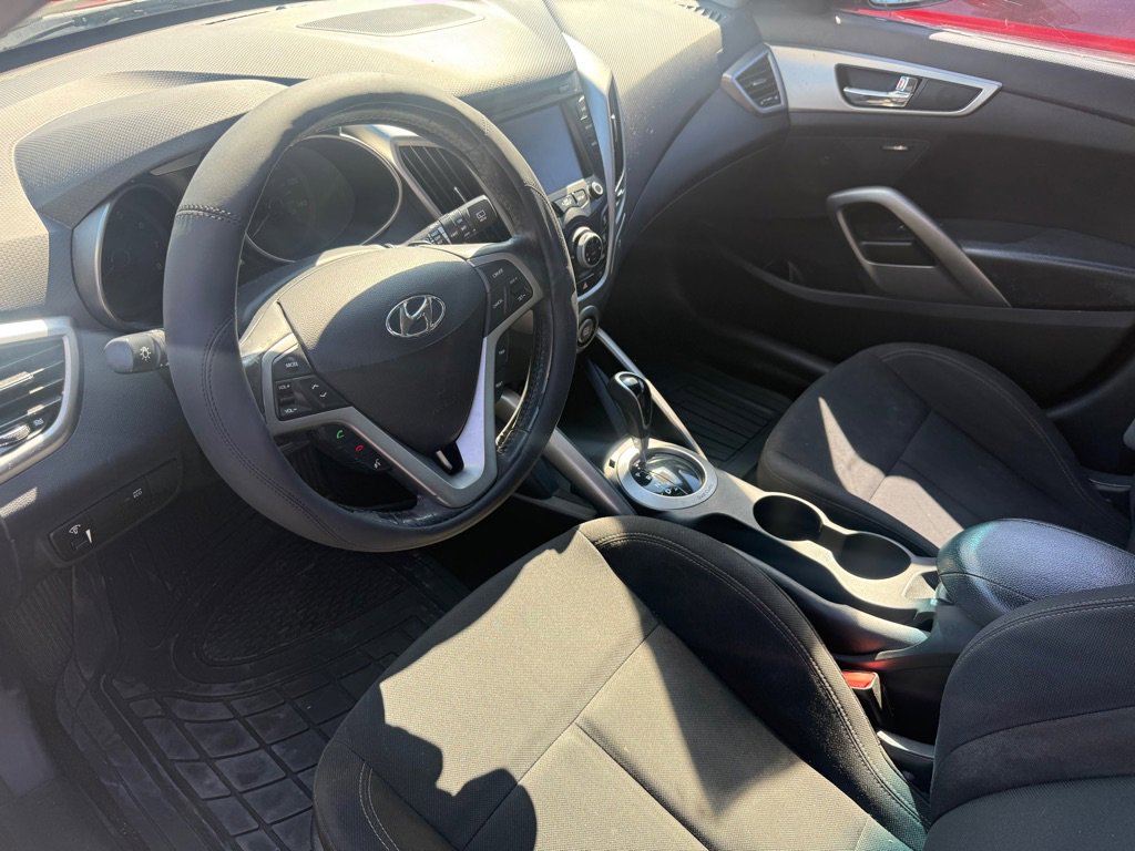 Used 2013 Hyundai Veloster RE:MIX Edition image 22