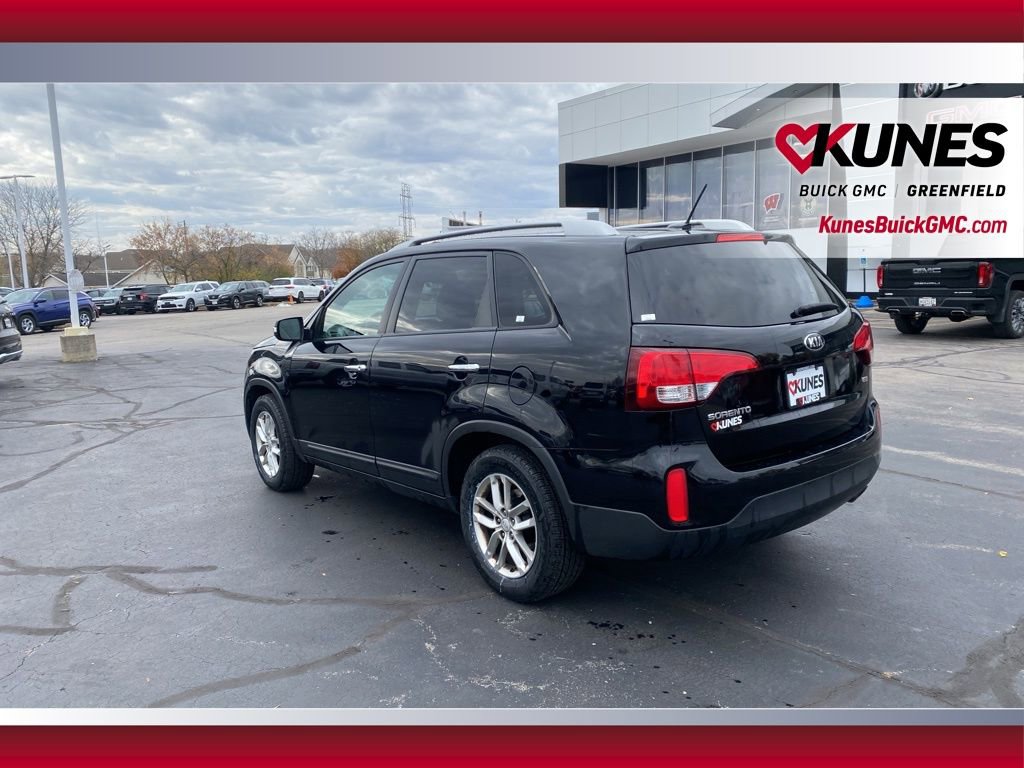 Used 2015 Kia Sorento LX image 8