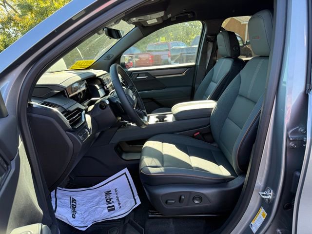 New 2026 GMC Acadia AT4 w/ LPO, Floor Liner Package image 10