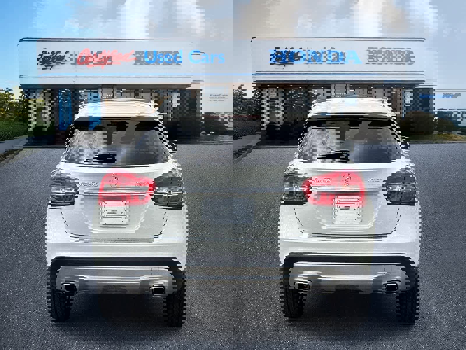 Used 2017 Mercedes-Benz GLA 250 4MATIC image 4