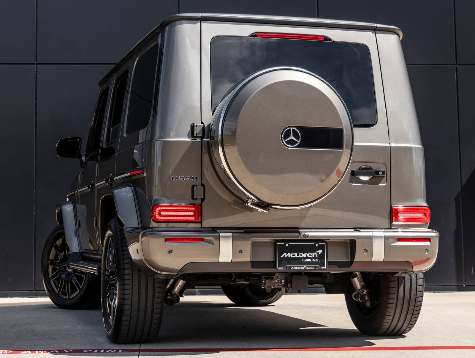 Used 2025 Mercedes-Benz G 550 image 6