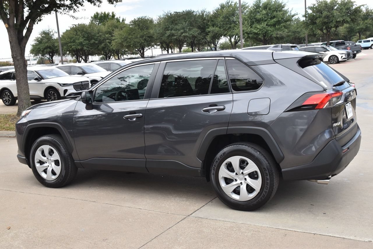 Used 2024 Toyota RAV4 LE FWD image 11