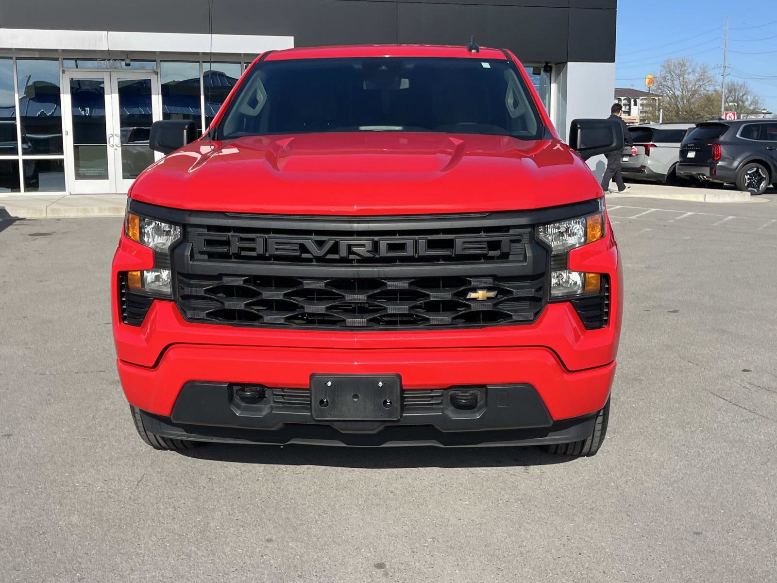 Used 2023 Chevrolet Silverado 1500 Custom image 8