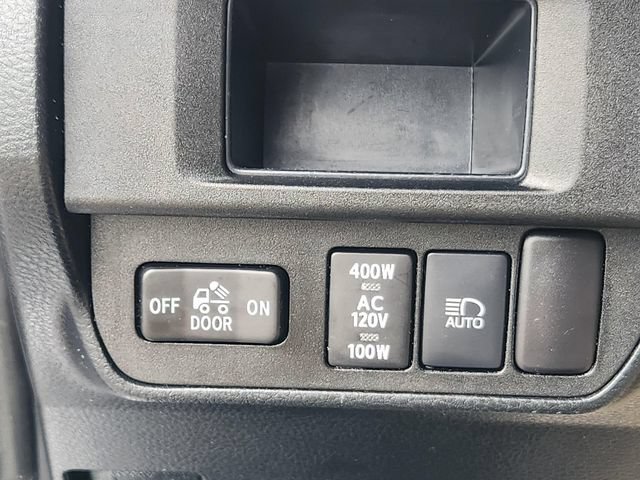 Used 2019 Toyota Tacoma TRD Off-Road AWD/4WD image 18