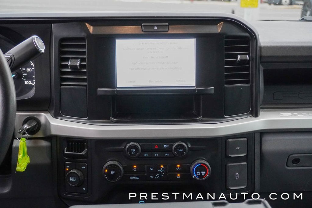 Used 2025 Ford F350 XL w/ XL Chrome Package image 26