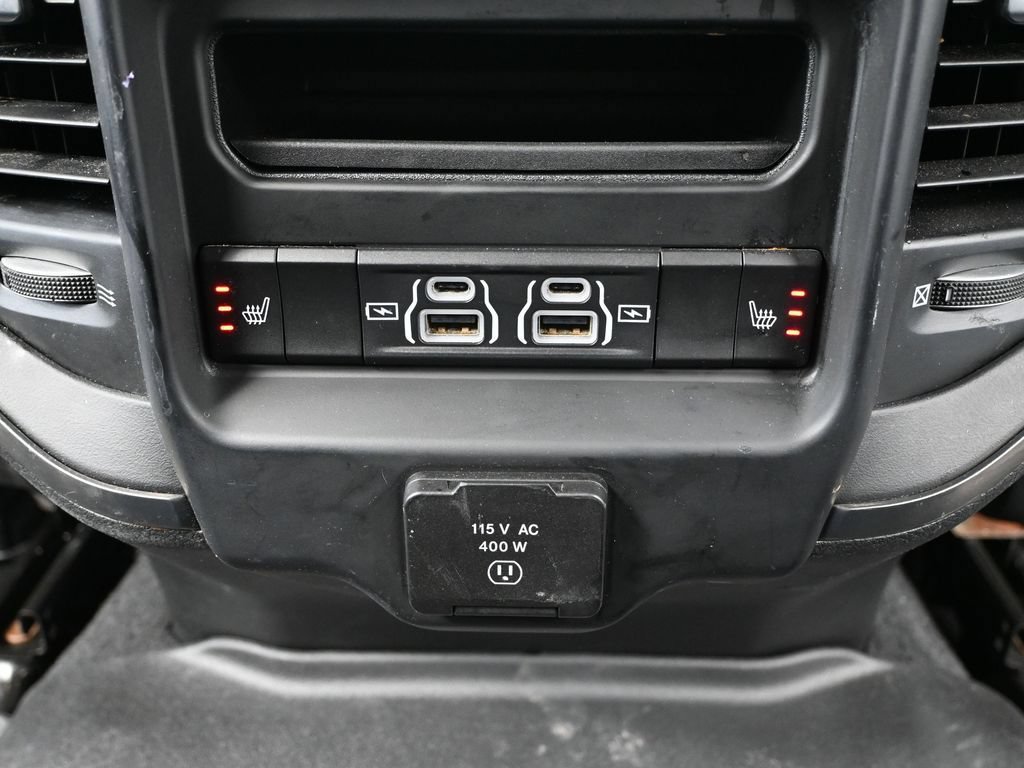 Used 2021 RAM 2500 Limited AWD/4WD image 46