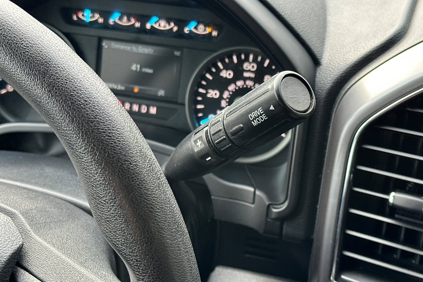 Used 2020 Ford F150 XLT w/ Max Trailer Tow Package image 22