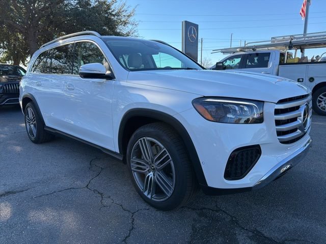 Used 2026 Mercedes-Benz GLS 450 4MATIC image 9