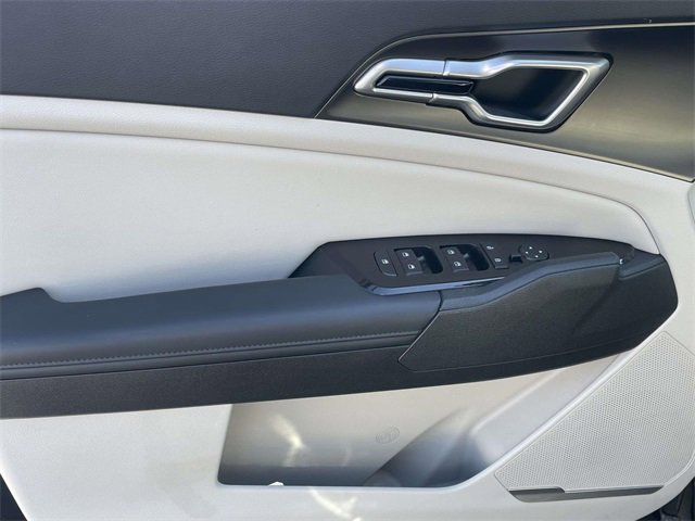 Used 2023 Kia Sportage EX image 26