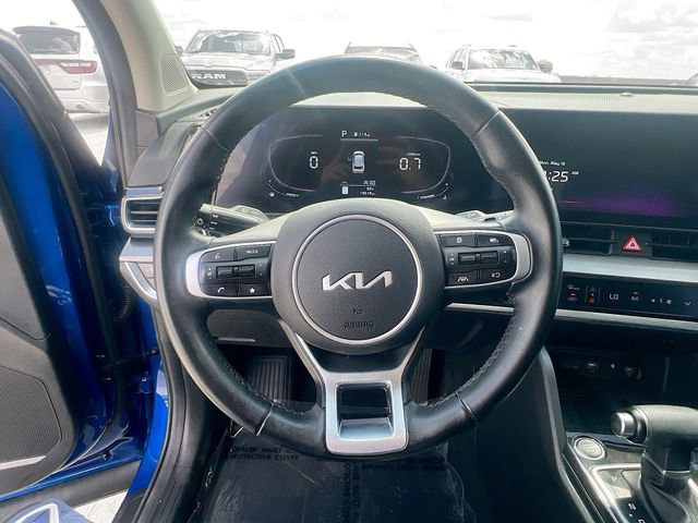 Used 2023 Kia Sportage EX FWD image 16