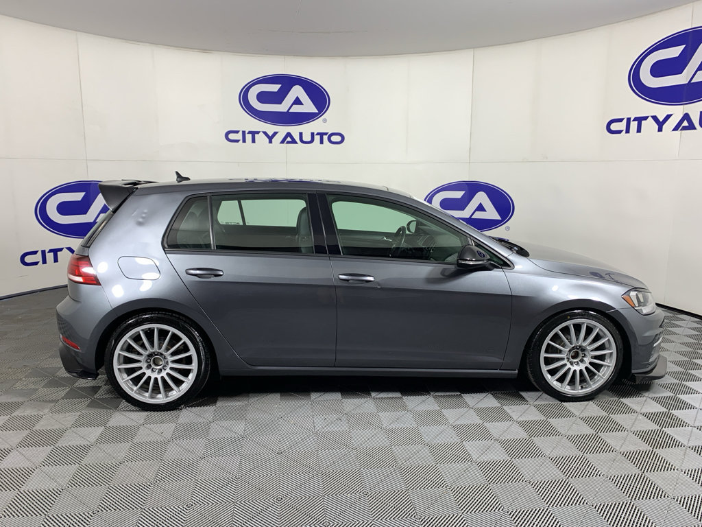 Used 2021 Volkswagen Golf 4-Door FWD image 2