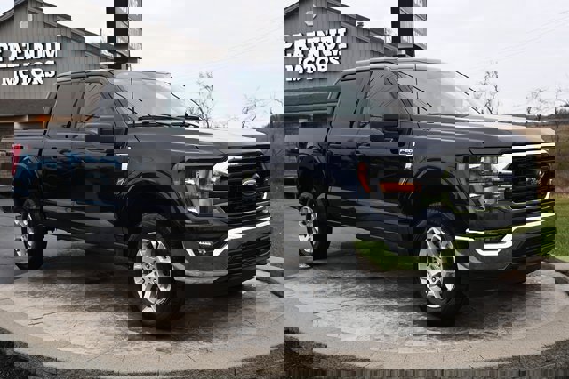 Used 2023 Ford F150 XLT image 3