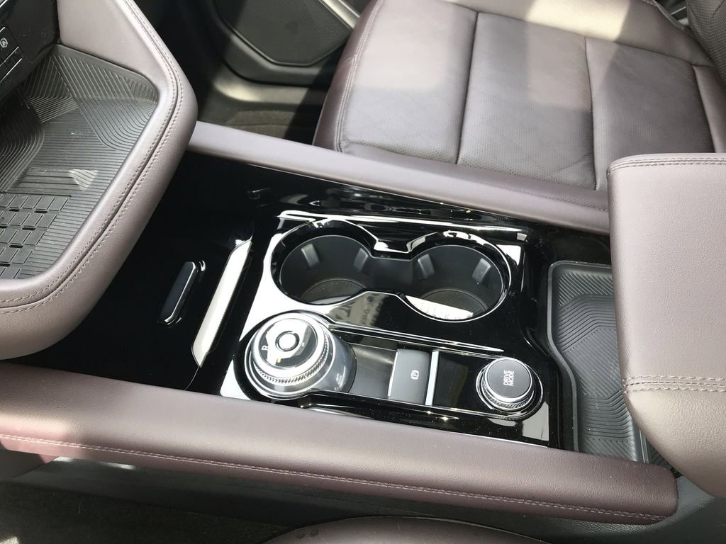 Used 2025 Ford Explorer Platinum w/ Ultimate Package image 21