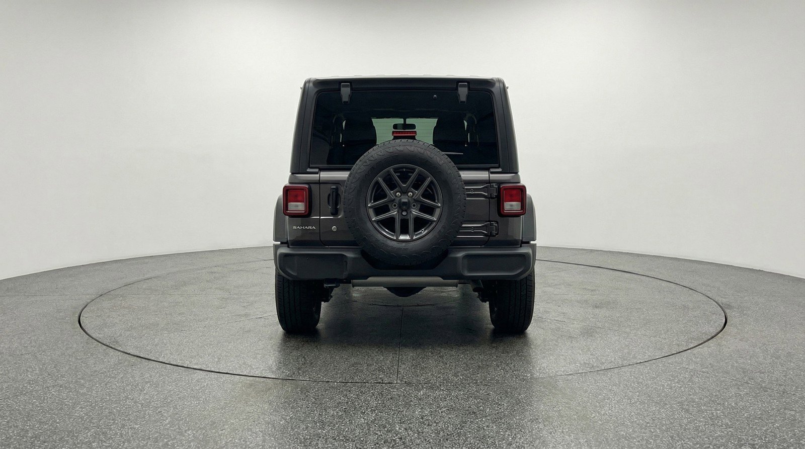 Used 2025 Jeep Wrangler Sport S image 7