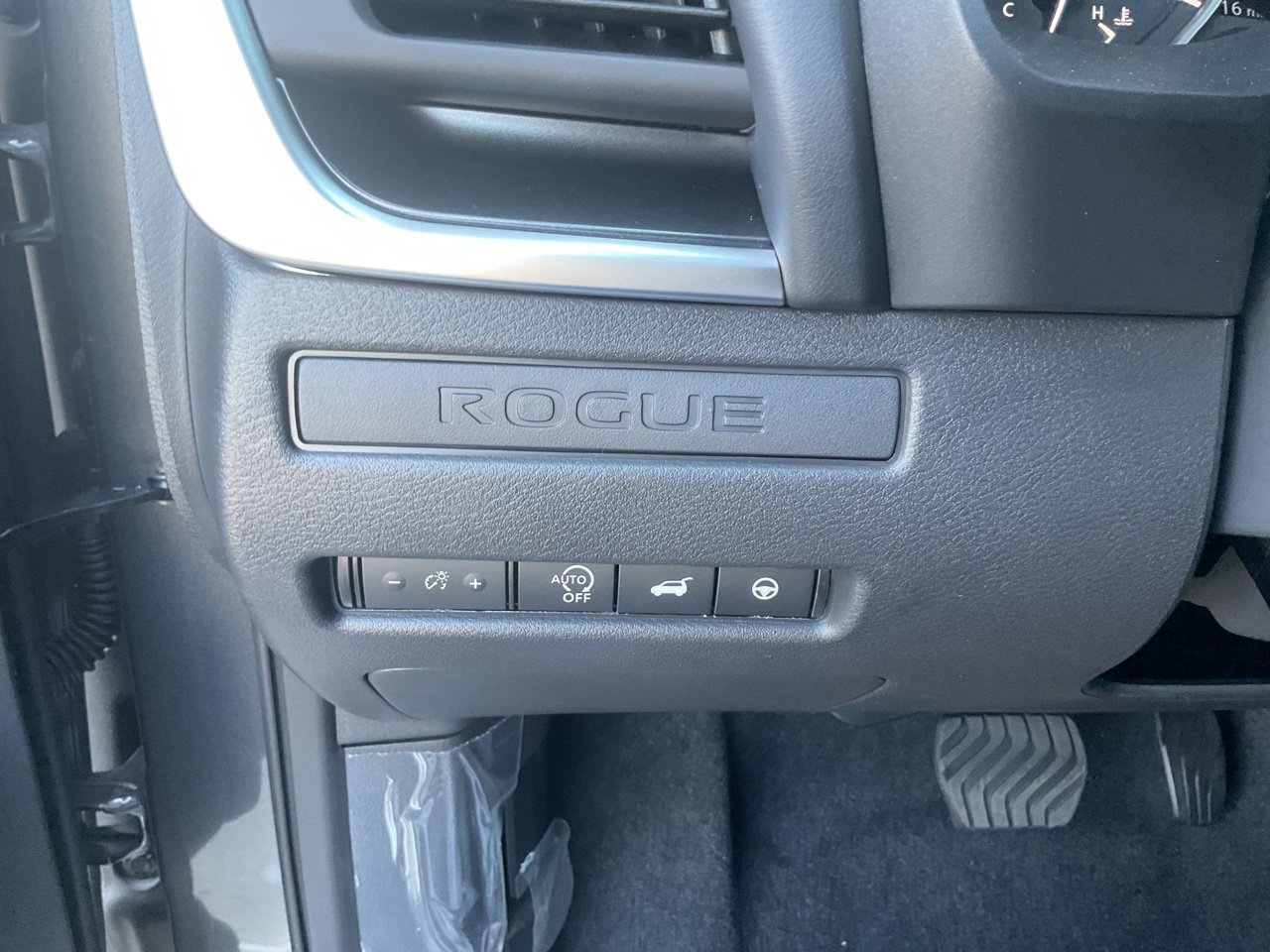 New 2027 Nissan Rogue Dark Armor AWD/4WD image 20