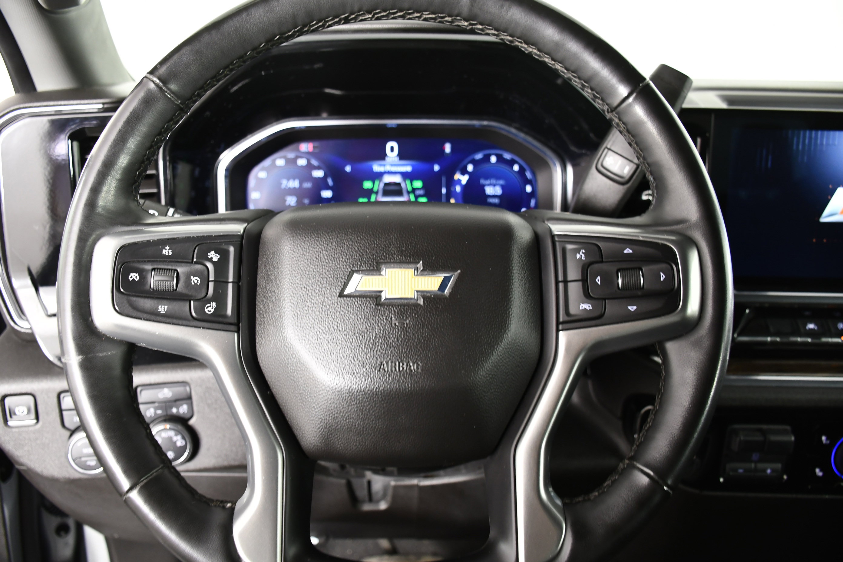 Used 2025 Chevrolet Silverado 1500 LT image 20