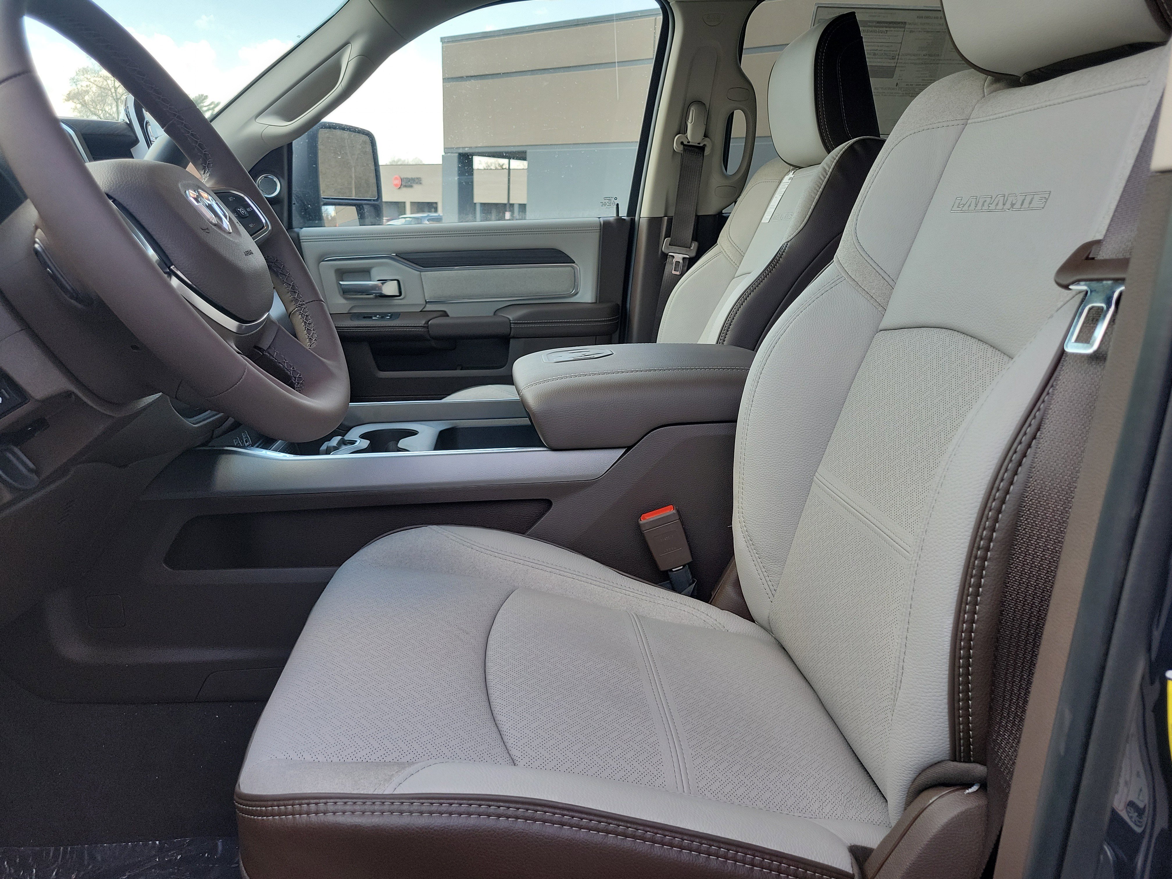 New 2026 RAM 2500 Laramie AWD/4WD image 20