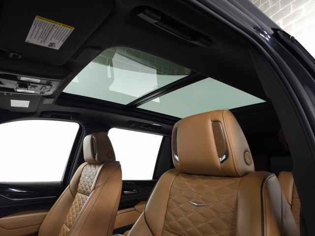 Certified 2024 Cadillac Escalade Sport w/ LPO, ONYX Package image 22