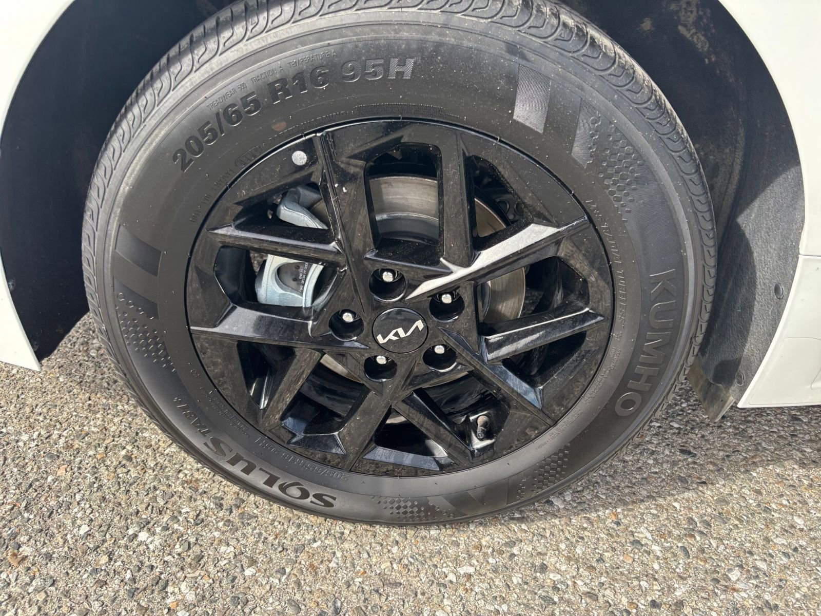 Used 2025 Kia K5 LXS image 30
