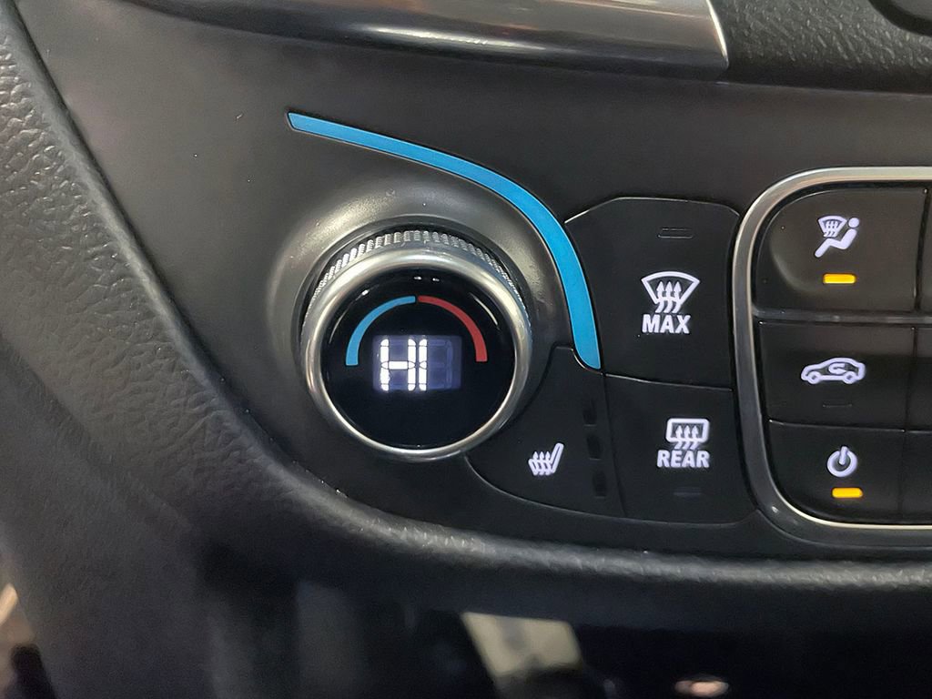 Used 2024 Chevrolet Equinox LT image 30