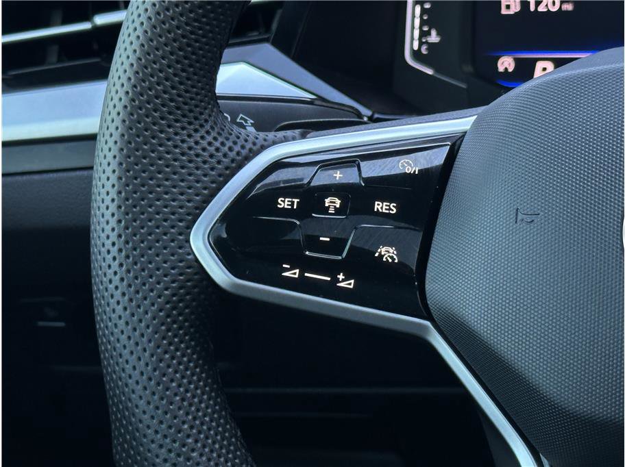 Used 2021 Volkswagen Arteon SEL Premium image 22