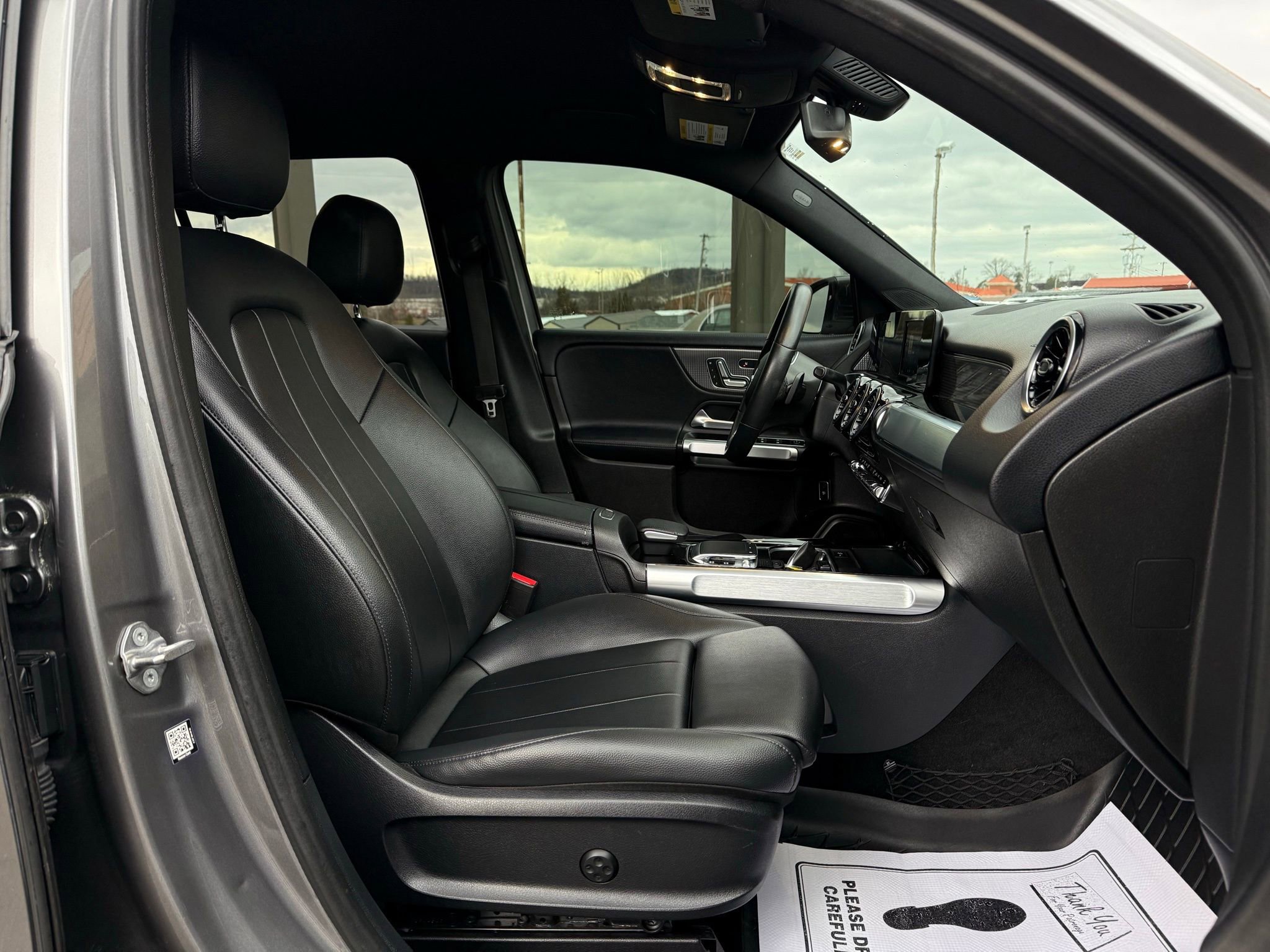 Used 2020 Mercedes-Benz GLB 250 4MATIC image 22