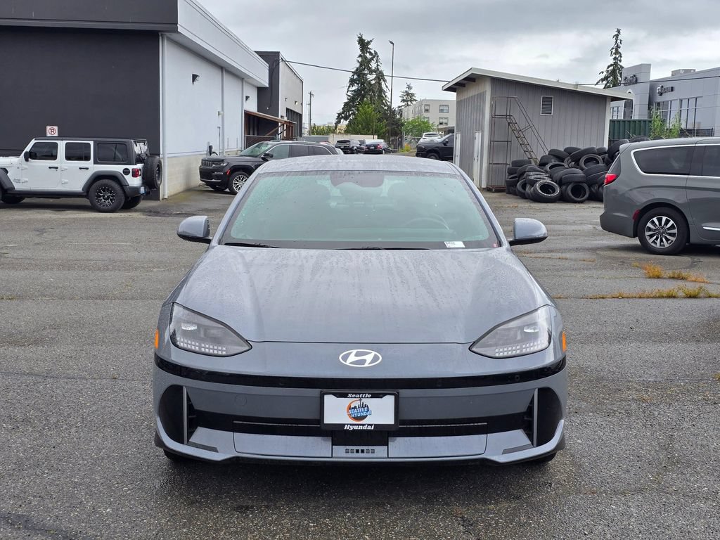 Used 2023 Hyundai Ioniq 6 SEL AWD/4WD image 2