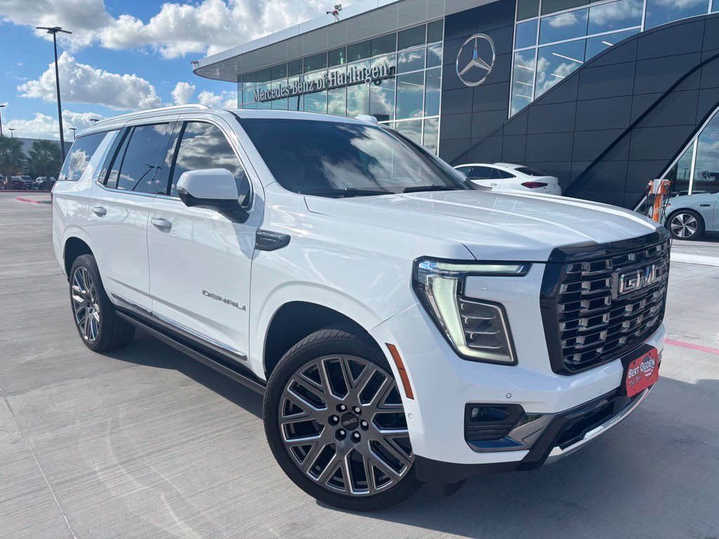 Used 2026 GMC Yukon Denali Ultimate AWD/4WD image 1