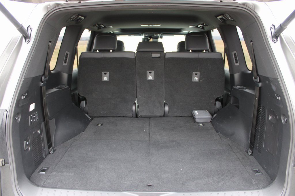 Used 2023 Lexus LX 600 4WD w/ Luxury Package image 37