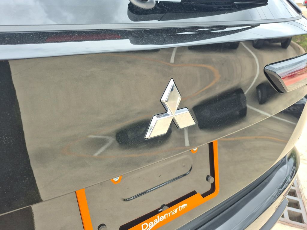 New 2026 Mitsubishi Outlander ES image 29