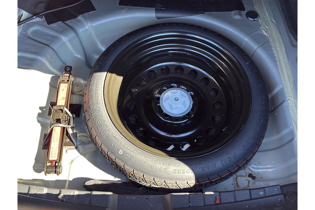 Used 2025 Nissan Sentra SR image 37