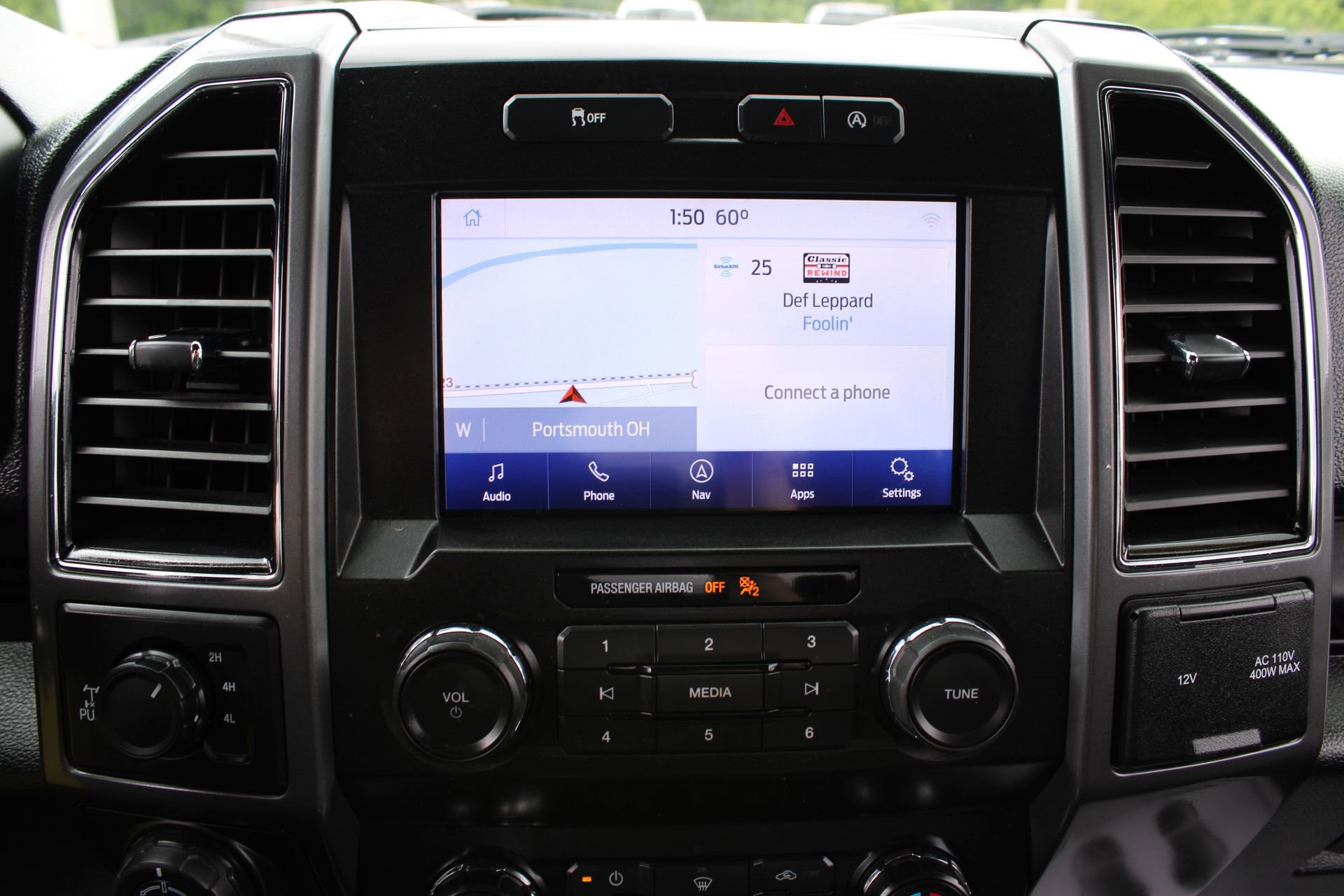 Used 2020 Ford F150 XLT w/ Equipment Group 302A Luxury AWD/4WD image 37