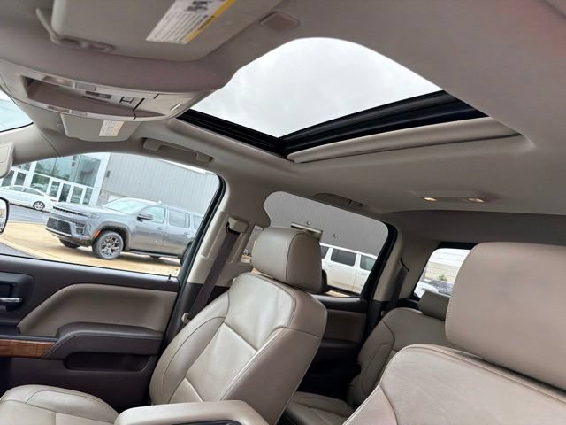 Used 2017 GMC Sierra 1500 SLT w/ SLT Premium Package AWD/4WD image 18